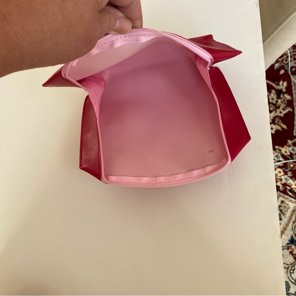 NWOT Shiseido Travel Bag - Picture 9 of 14